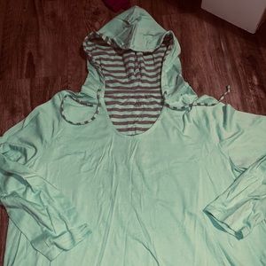 Sonoma 1X hooded shirt